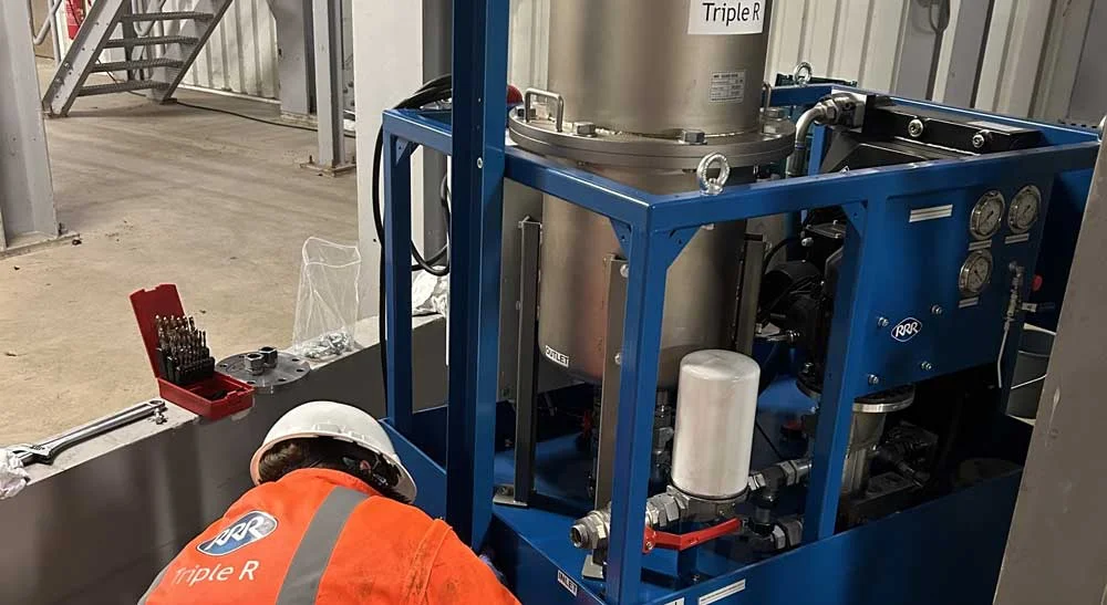 Triple R Oil Cleaner TRIS verhuursystemen voor industriële olieconditionering