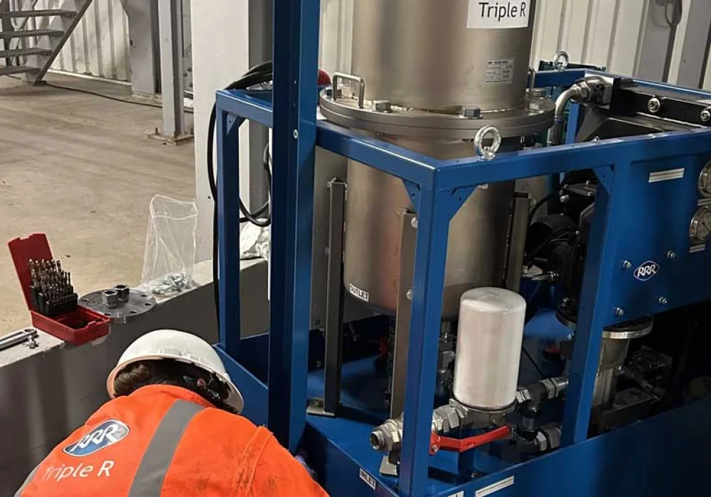 Triple R Oil Cleaner verhuursystemen